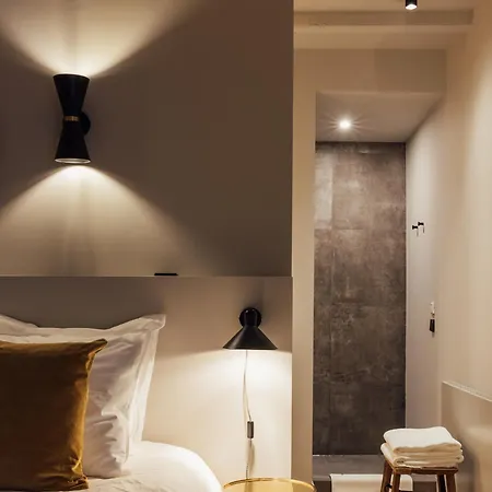 No 7, Hidden Gem Center Of