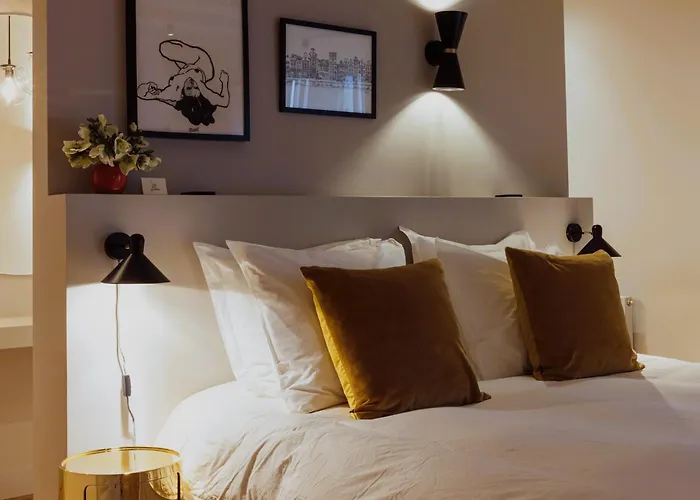 No 7, Hidden Gem Center Of 3* アムステルダム